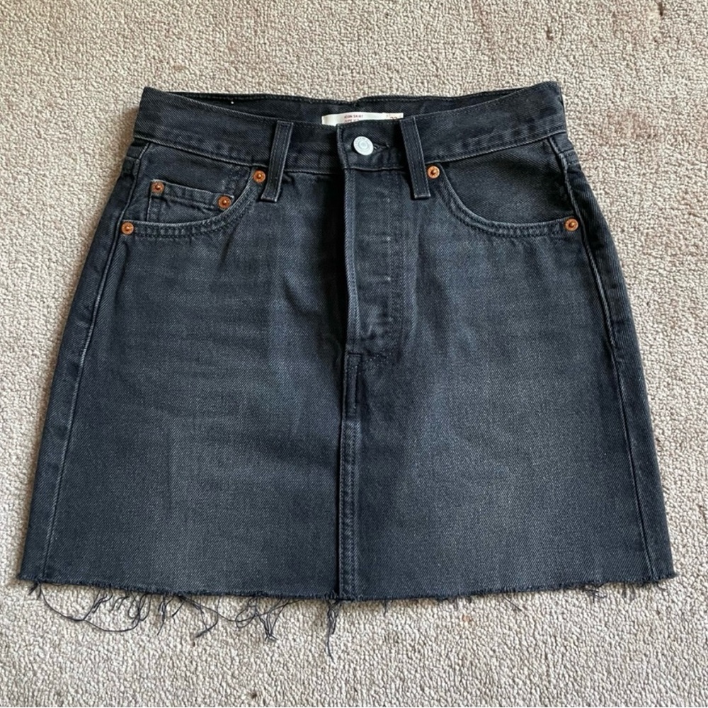 Levi’s Denim Icon Skirt - 23 Waist